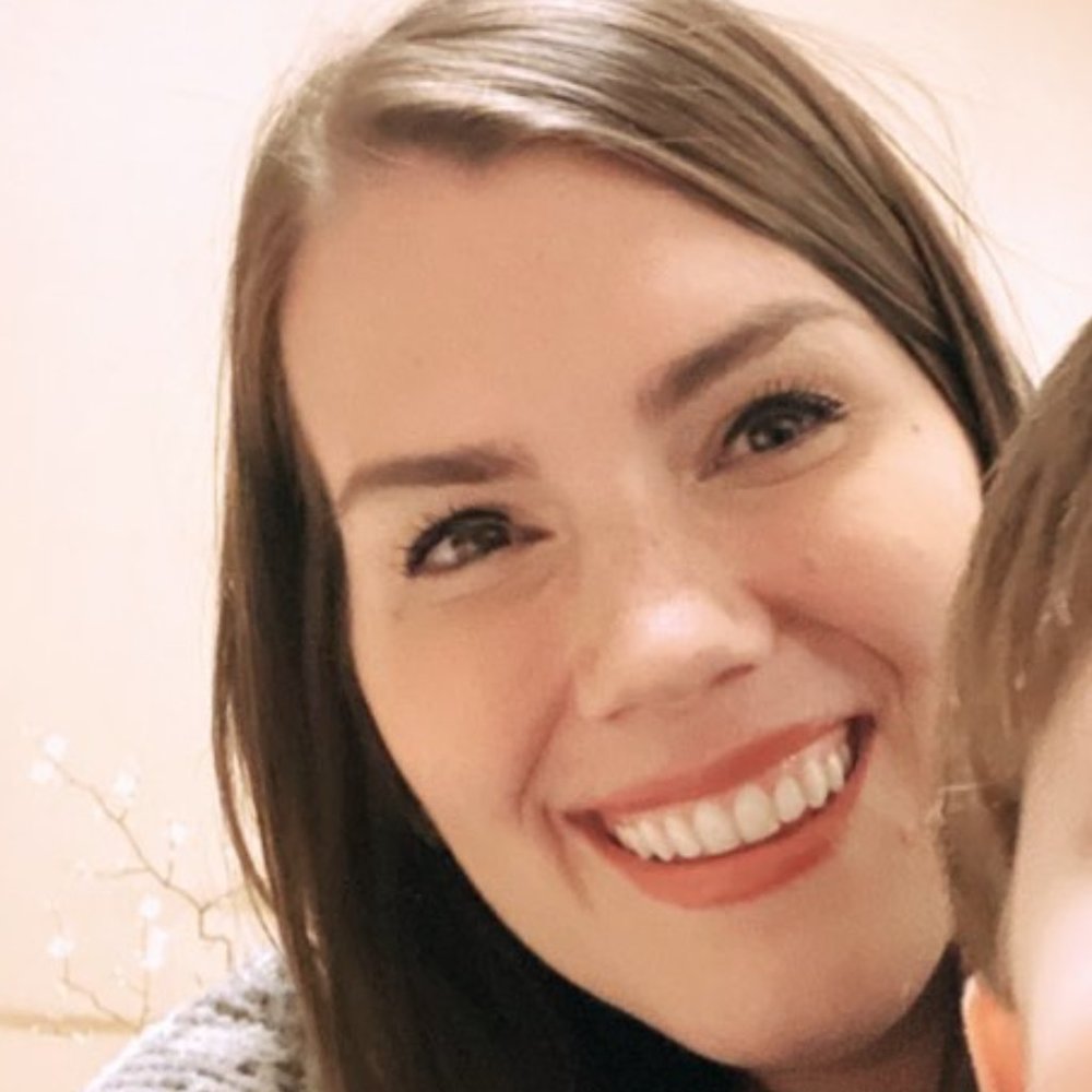 Meet your Posher, Jennifer